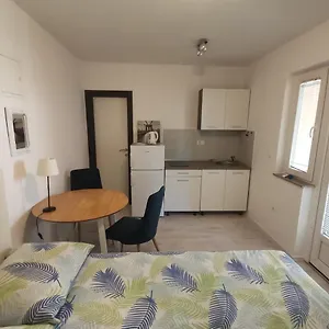  Apartment Emma