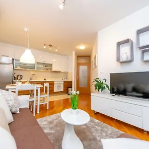  Apartment Boki